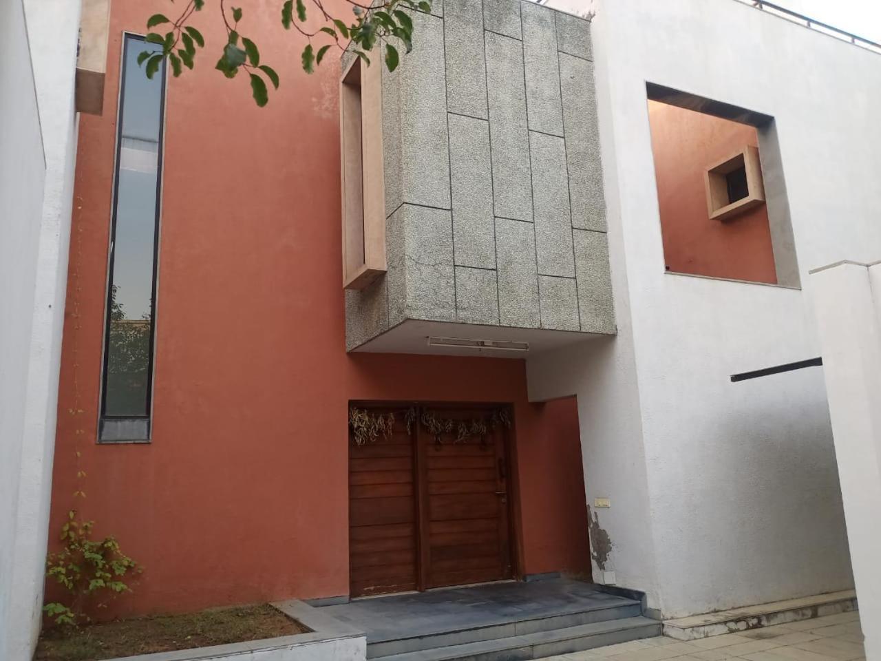 Villa-Safal Amrakunj Ahmedabad Buitenkant foto